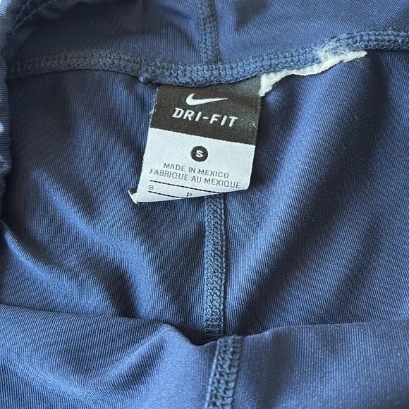 Nike Women's Navy Shorts - Picture 3 of 6